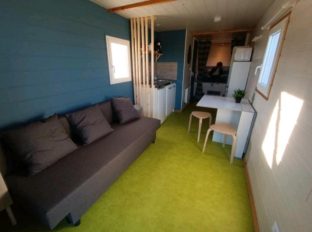 Logement Insolite Au Coeur De L'Auvergne Rochefort-Montagne Exteriér fotografie